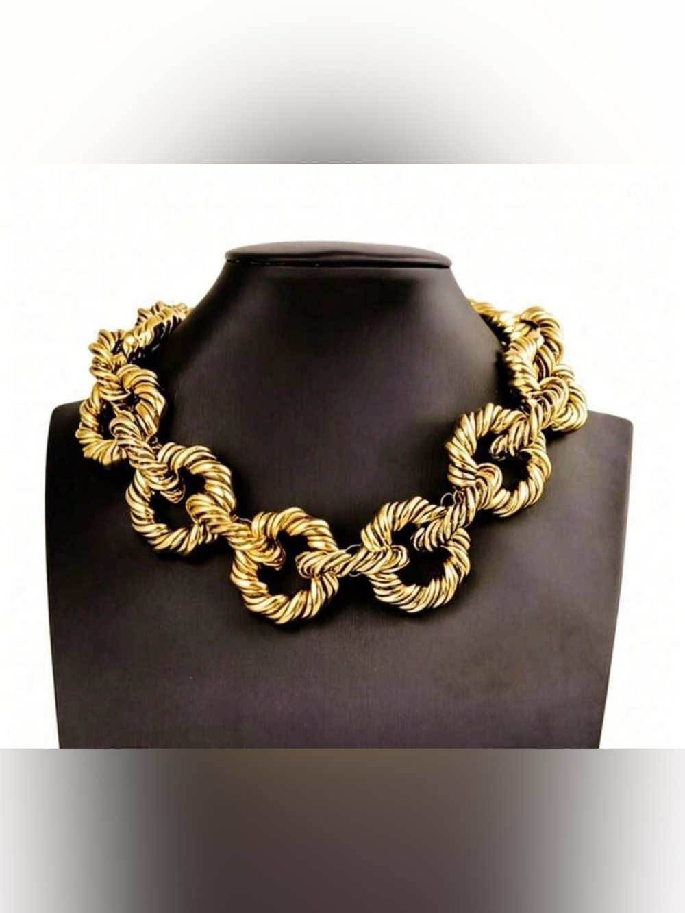 Elegant Gold Rope Link Statement Necklace